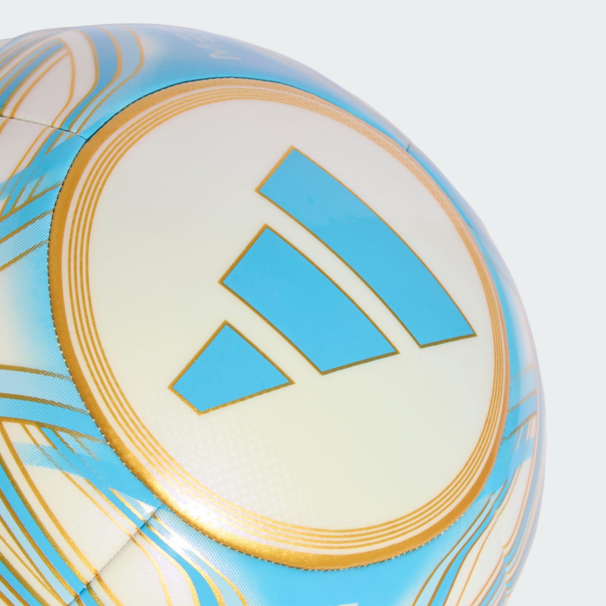Messi Clubbal 3/5
