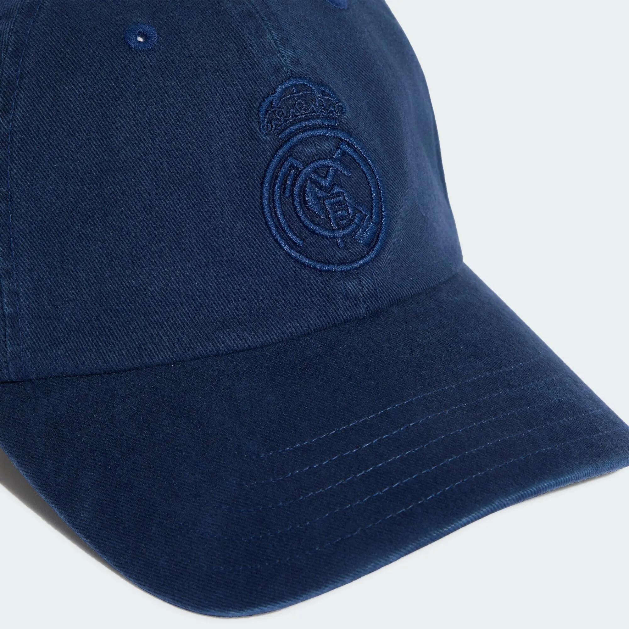 BONÉ DO REAL MADRID 3/5