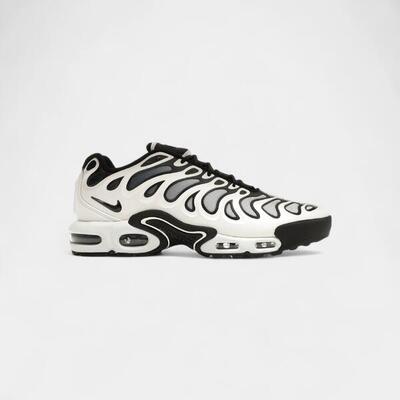 Nike Air Max Plus Drift White Black Metallic Silver