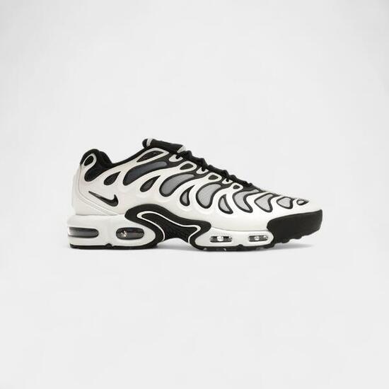 Nike Air Max Plus Drift White Black Metallic Silver