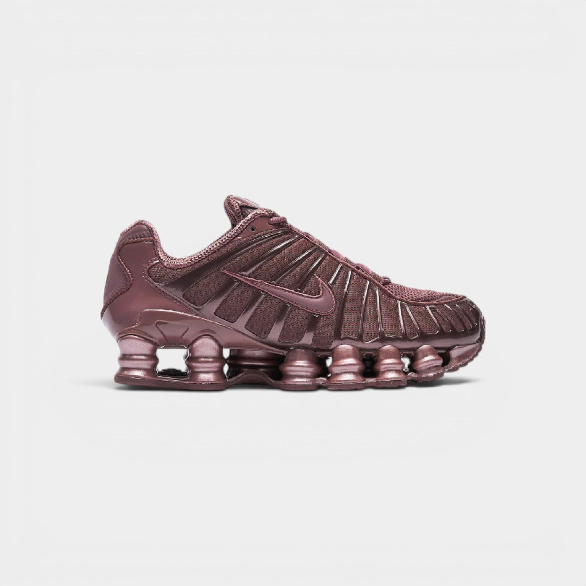 NIKE picture