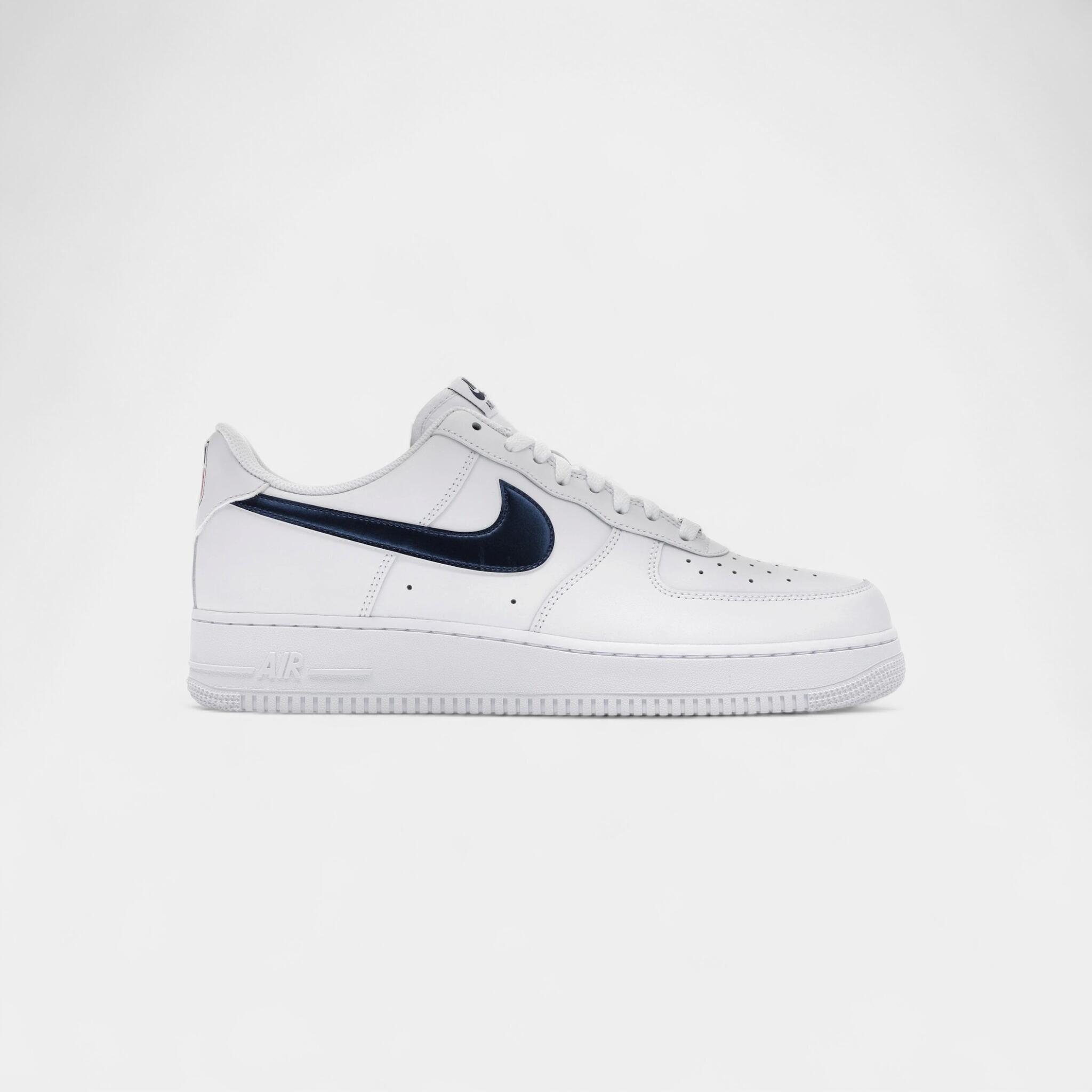 NIKE picture