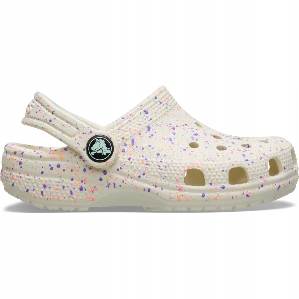 Sandales pour fille Crocs beige. 3/6