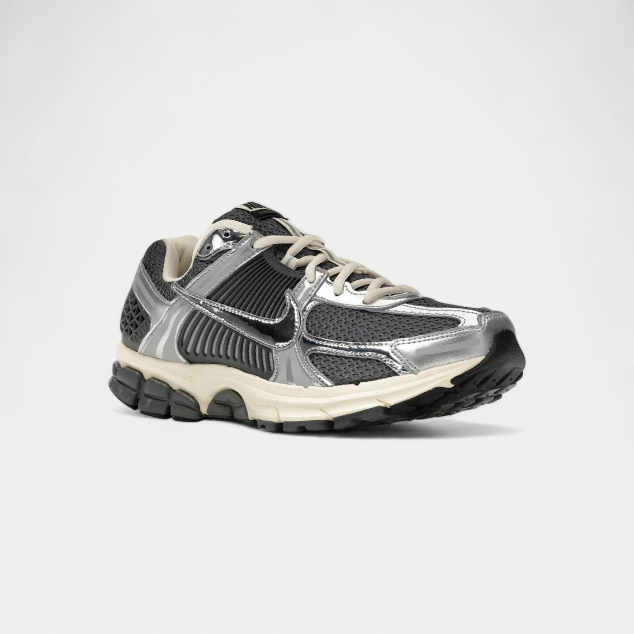 Nike Zoom Vomero 5 Iron Grey Chrome 2/4
