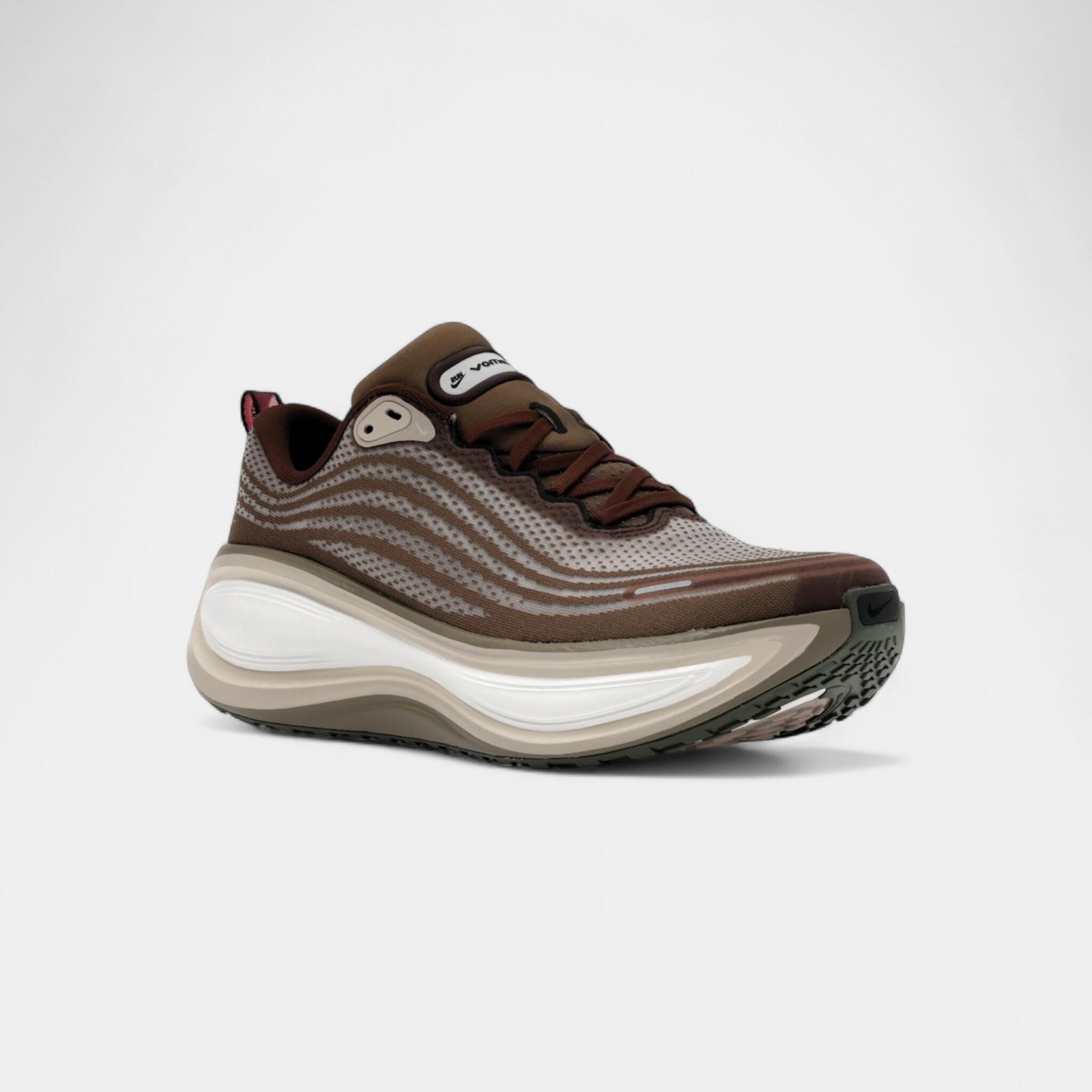 Nike Vomero Plus Caldera Brown Dark Field Brown 2/4