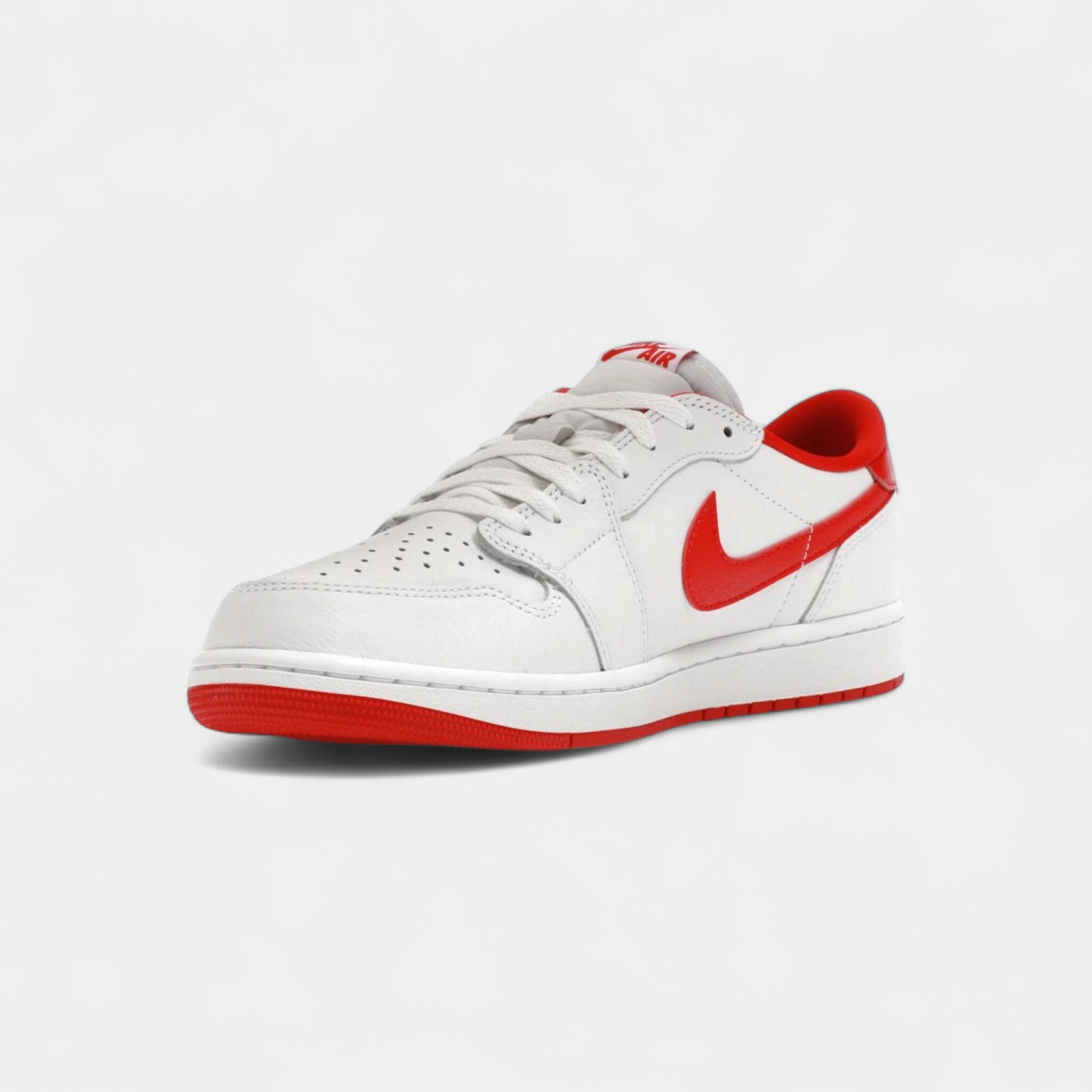Jordan 1 Retro Low OG University Red 3/4