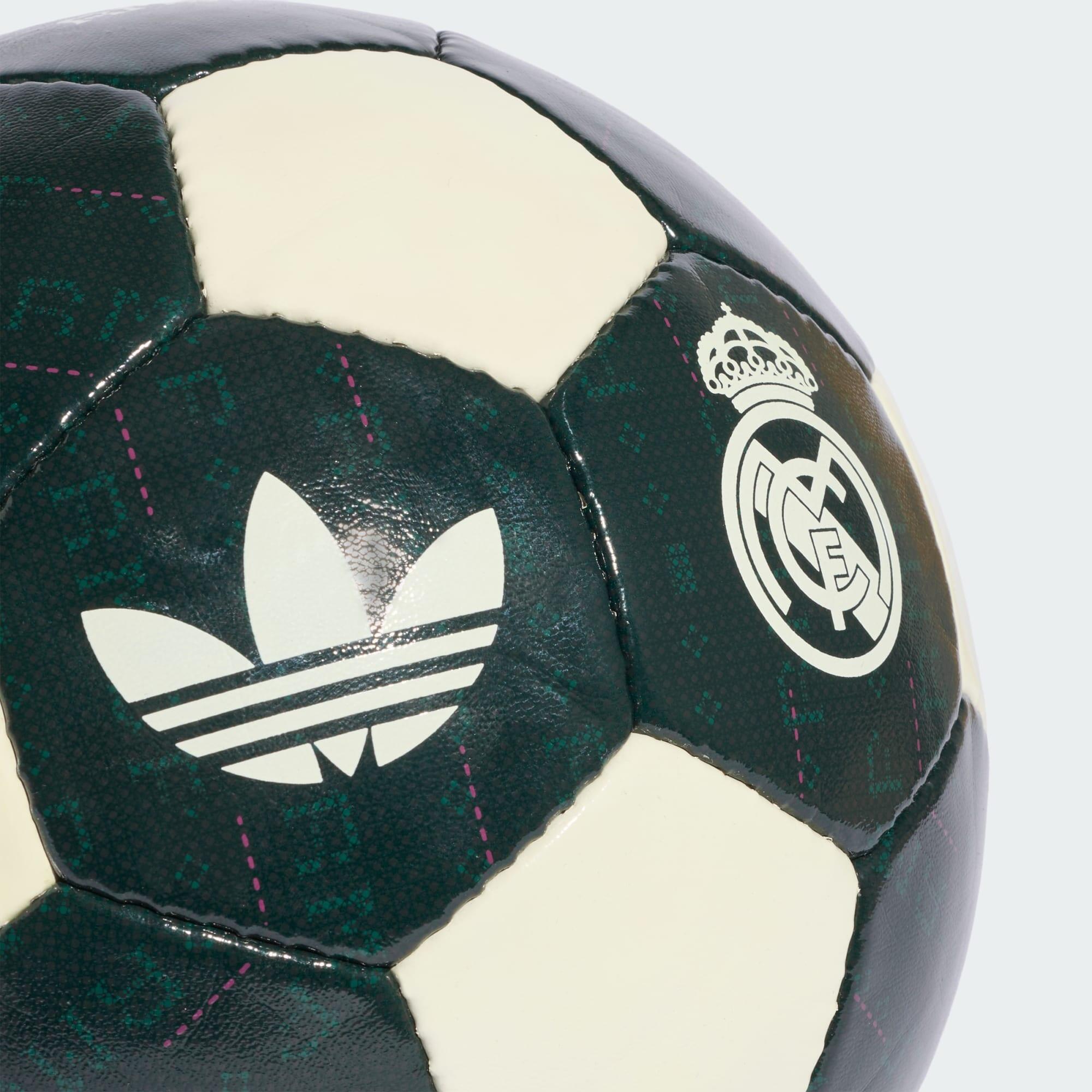 Bola Real Madrid Away Club 3/5