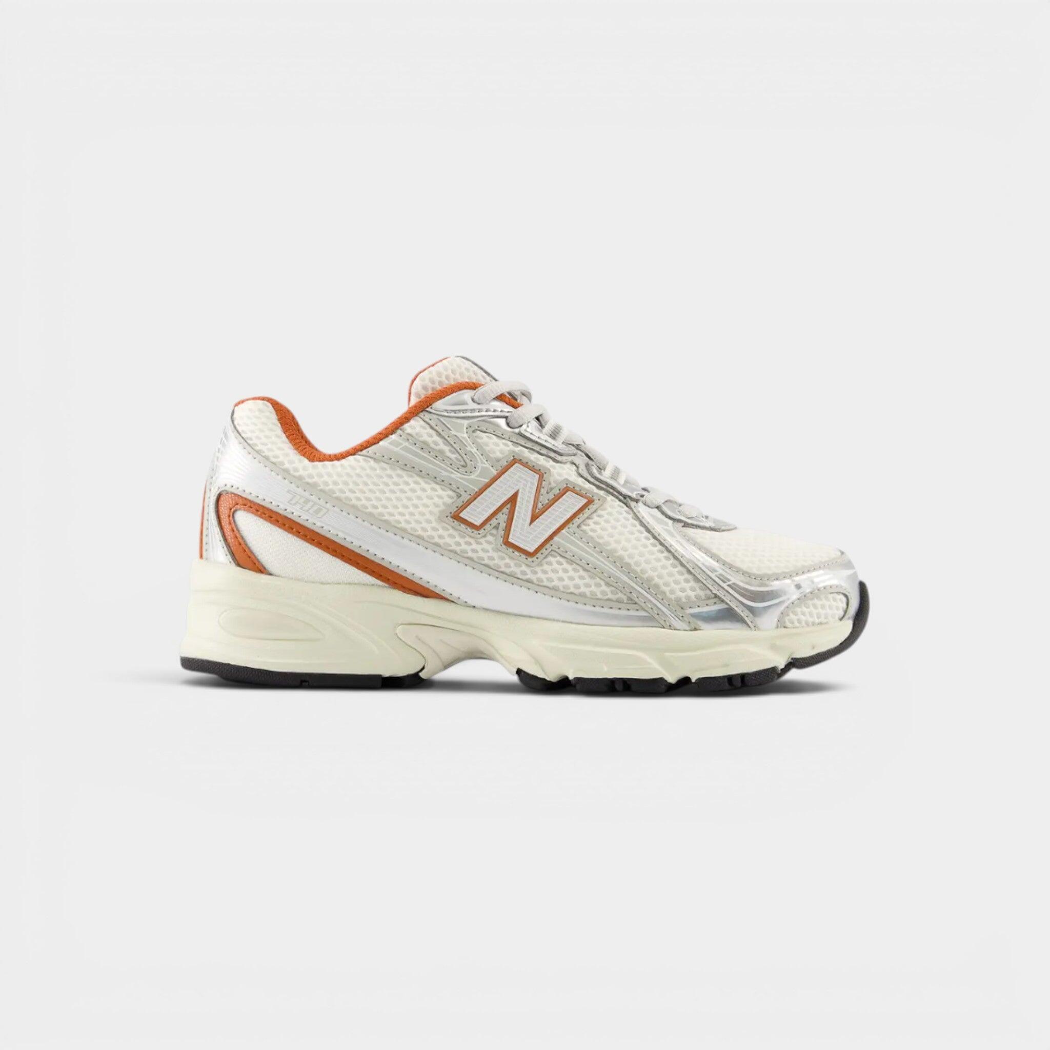 NEW BALANCE picture