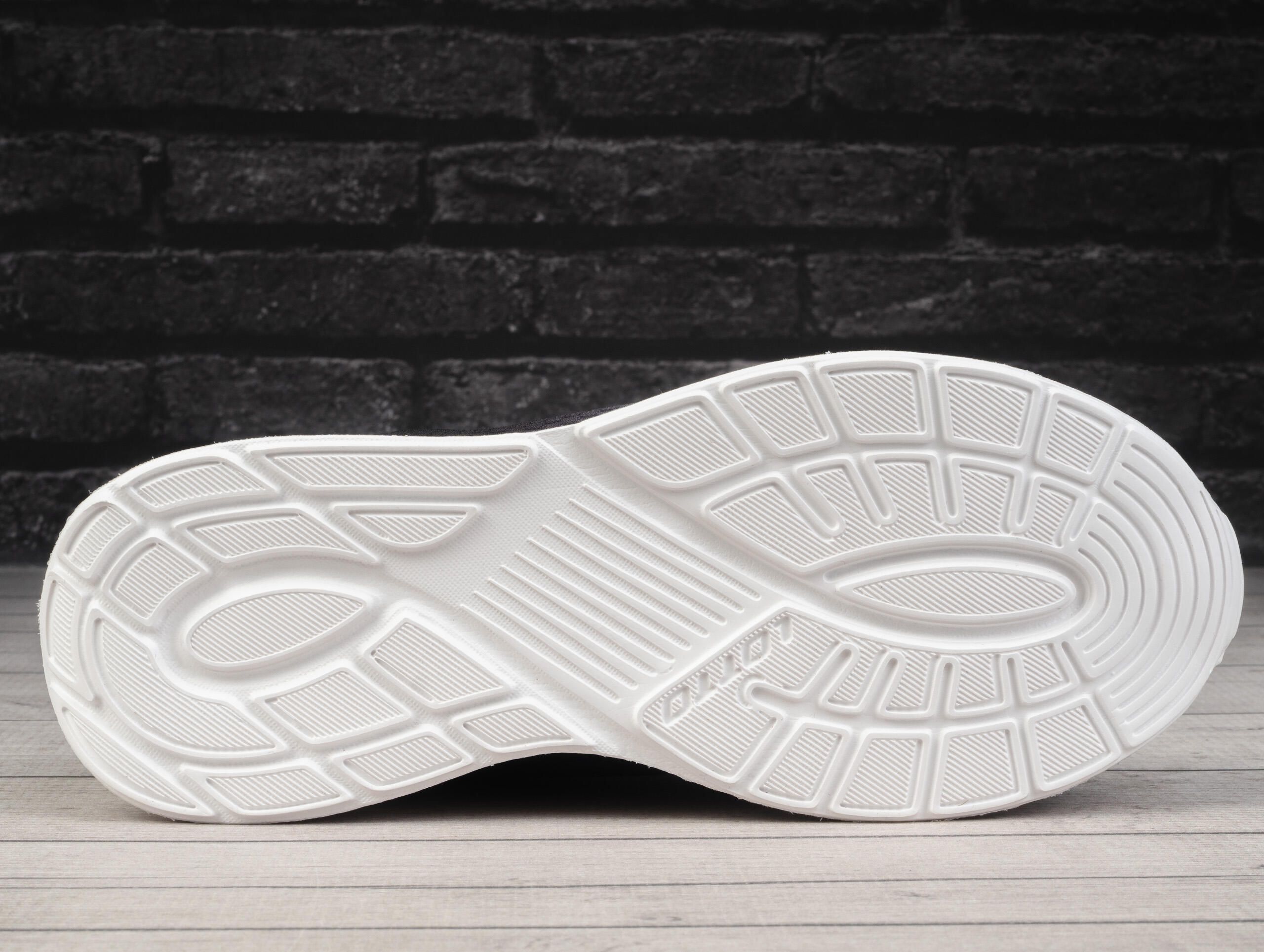 Lotto Relazio scarpe sportive in mesh 5/6