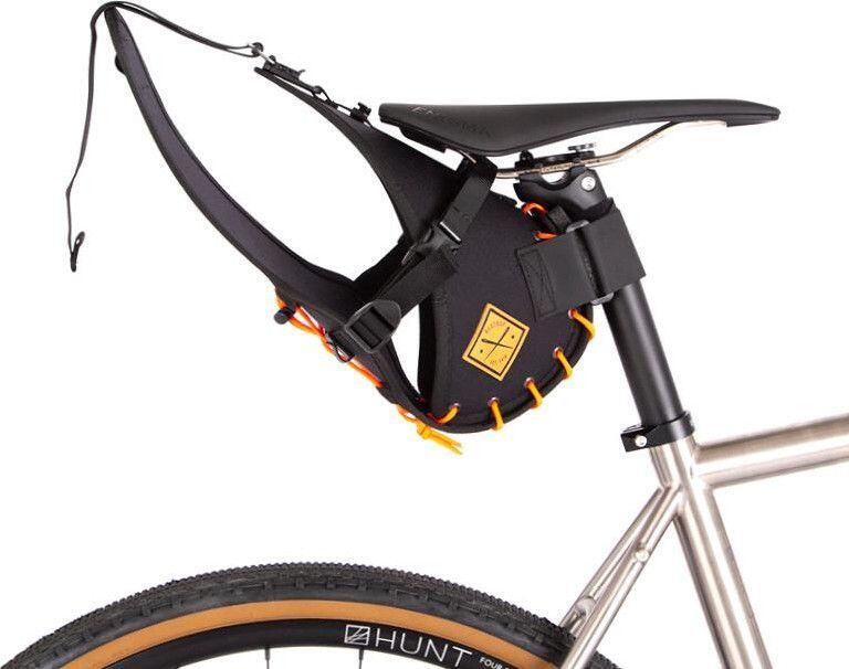 Sacoche de Selle Restrap Saddle Bag 8L Noir Orange 4/5