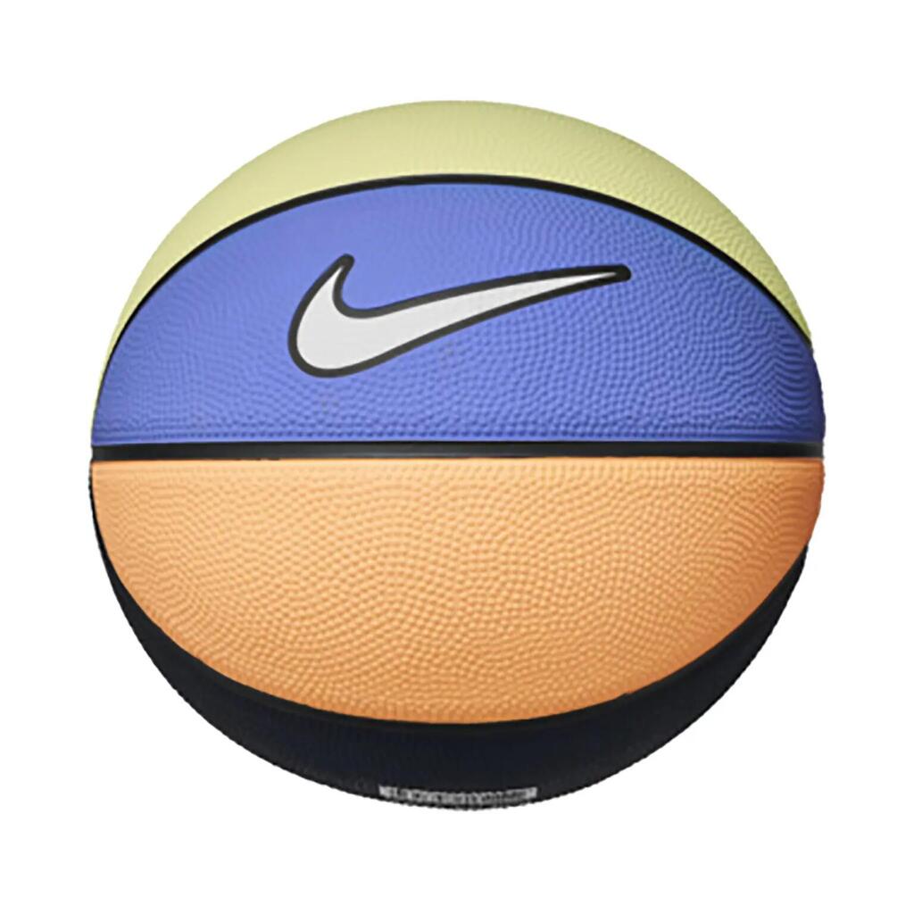 Child balloon Nike Skills