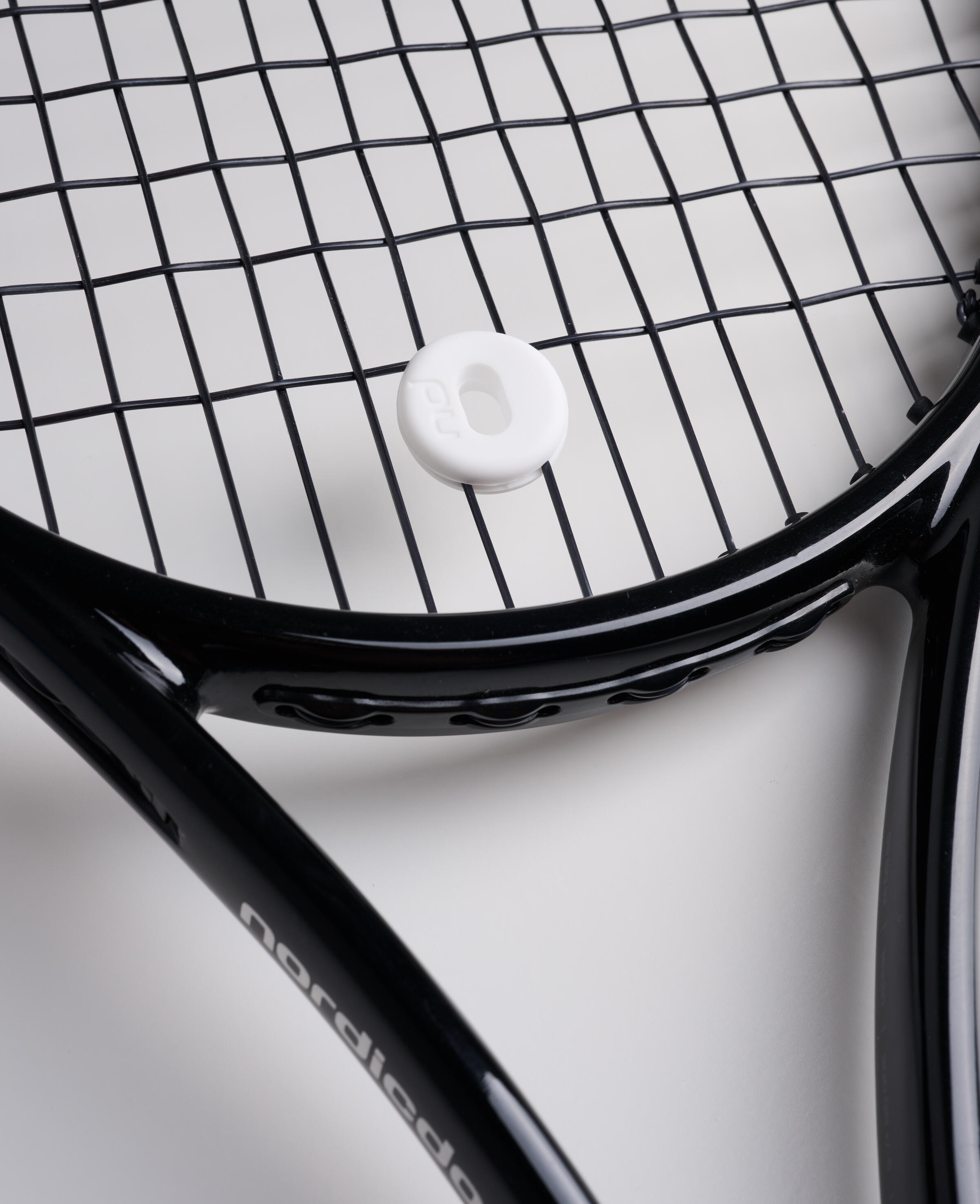 Amortiguador de Vibraciones para Raqueta de Tenis Blanco/Negro LITE 3/4