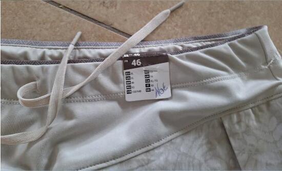 Entre Particuliers - jupe avec short