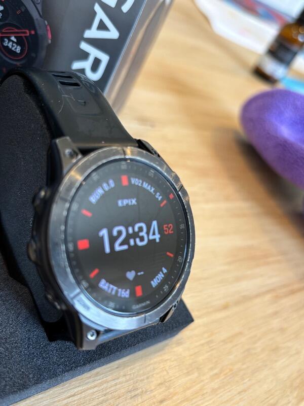 Tussen Particulieren - Garmin Epix Gen 2 Saffier Titanium 47mm 4/5