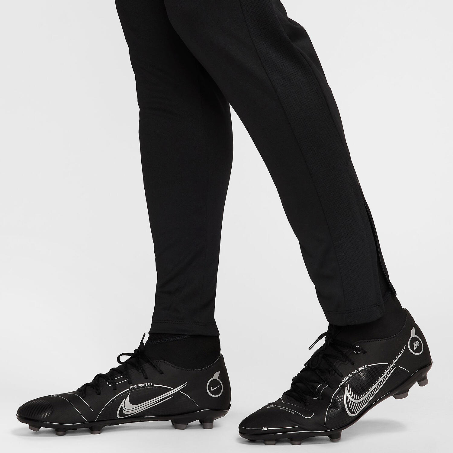 Pantaloni da uomo Nike Academy df neri. 5/6