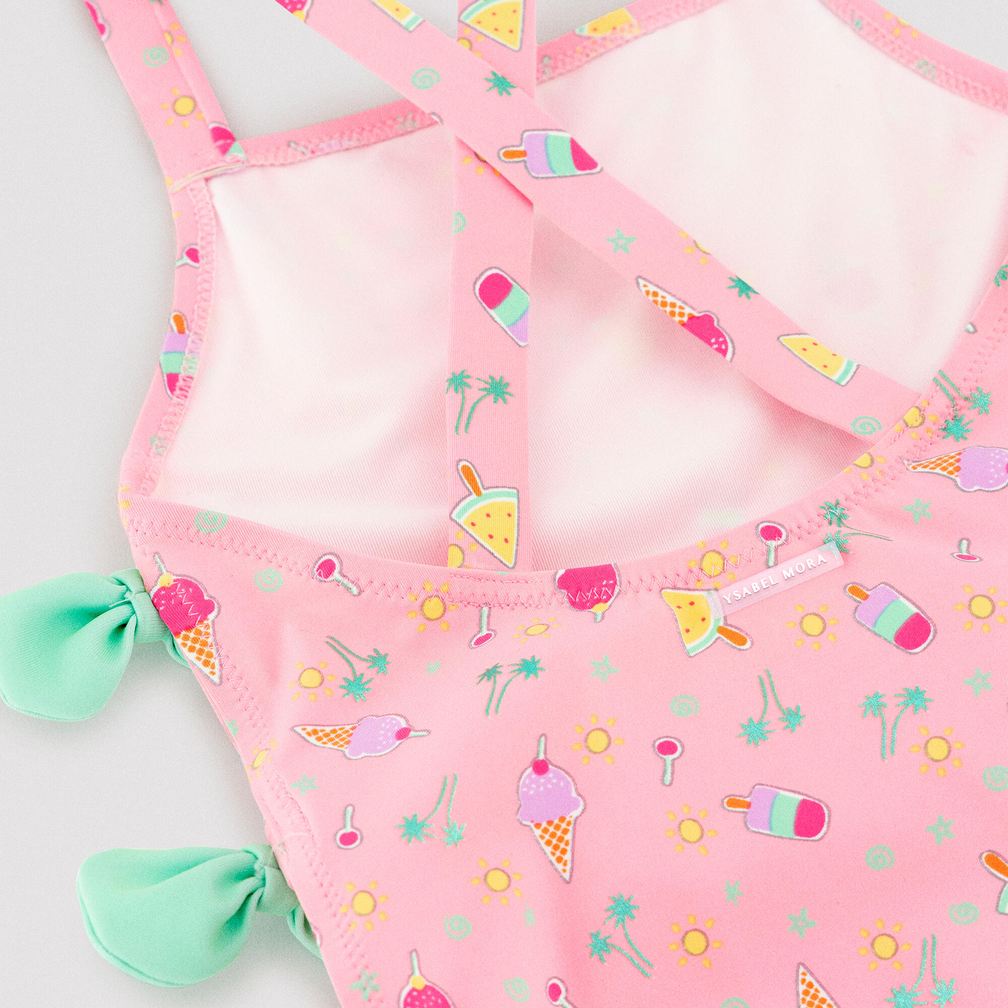 Bañador niña detalle cut-out y lazos estampado veraniego rosa 3/7