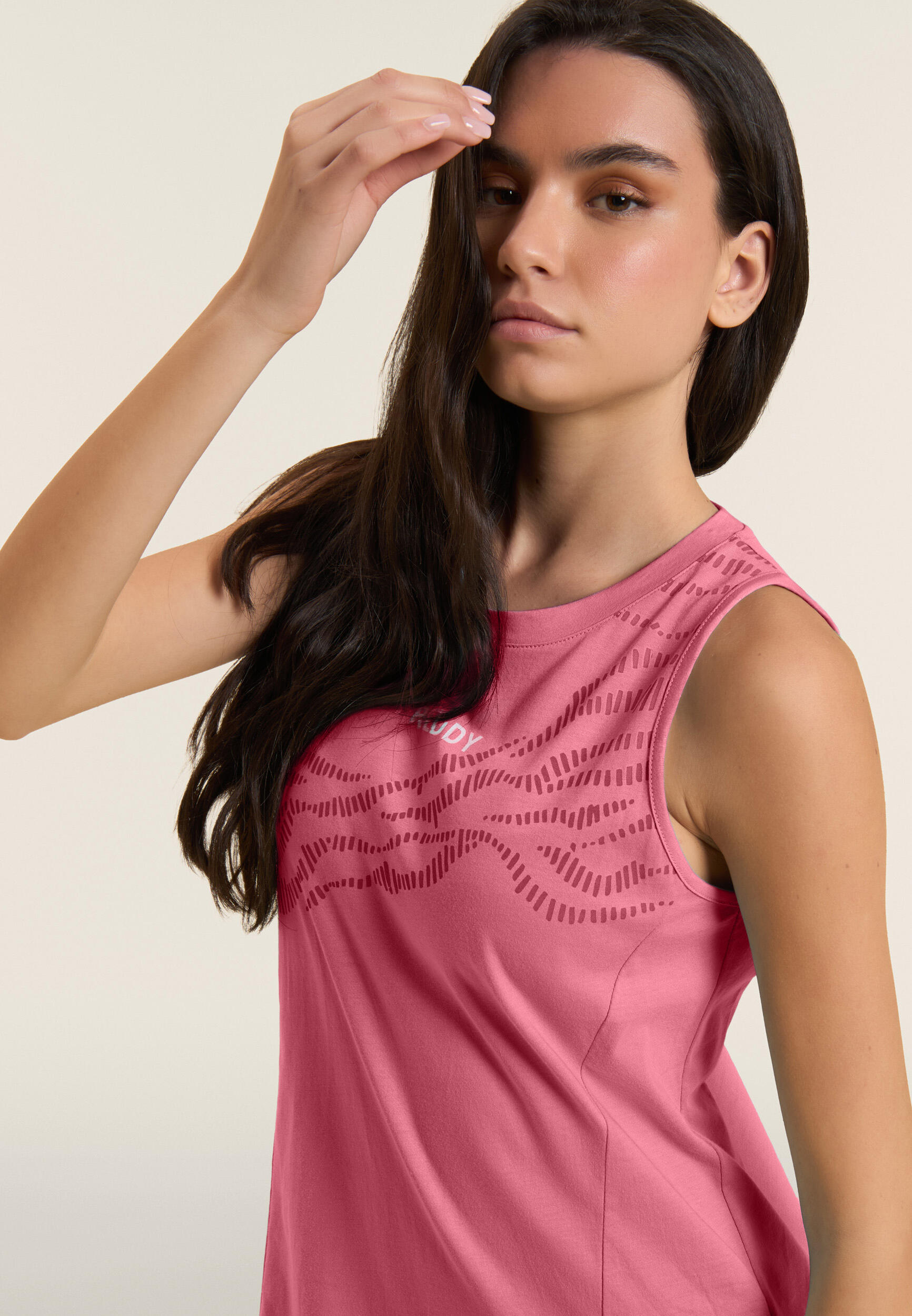 Robe à motif graphique et détails découpés 4/5