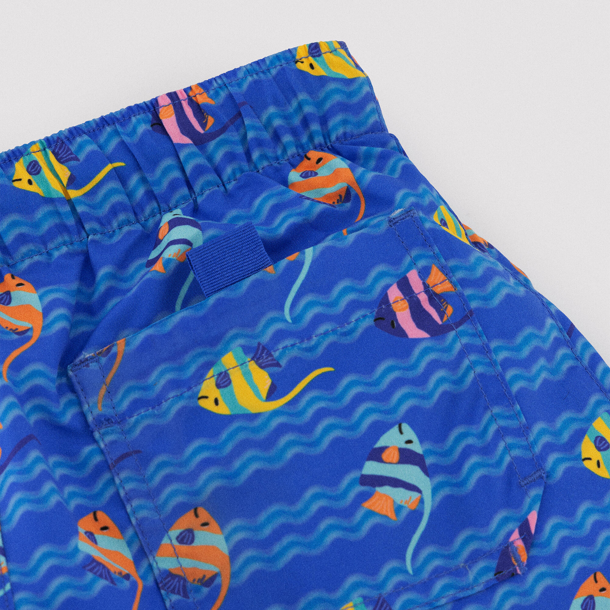 Short de bain garçon à imprimé de poissons tropicaux multicolores 3/7