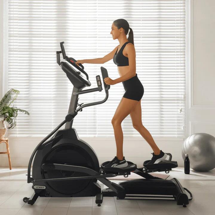 Vélo elliptique Spirit Fitness XE395 ENT avec écran tactile 6/7