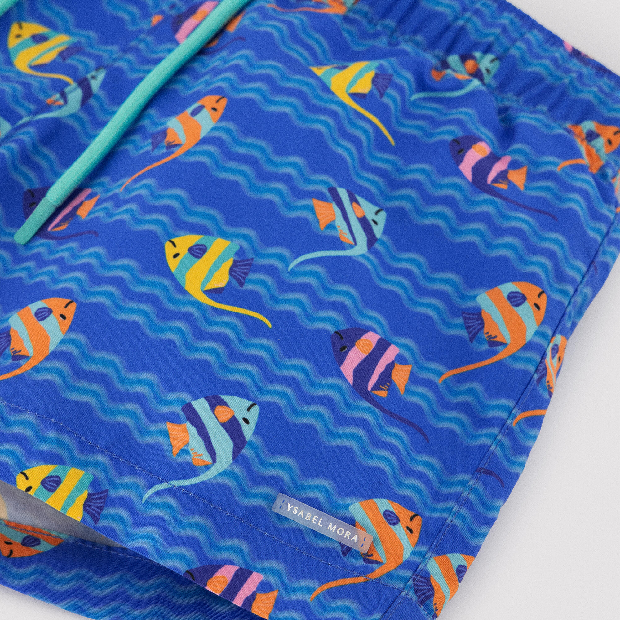 Short de bain garçon à imprimé de poissons tropicaux multicolores 2/7