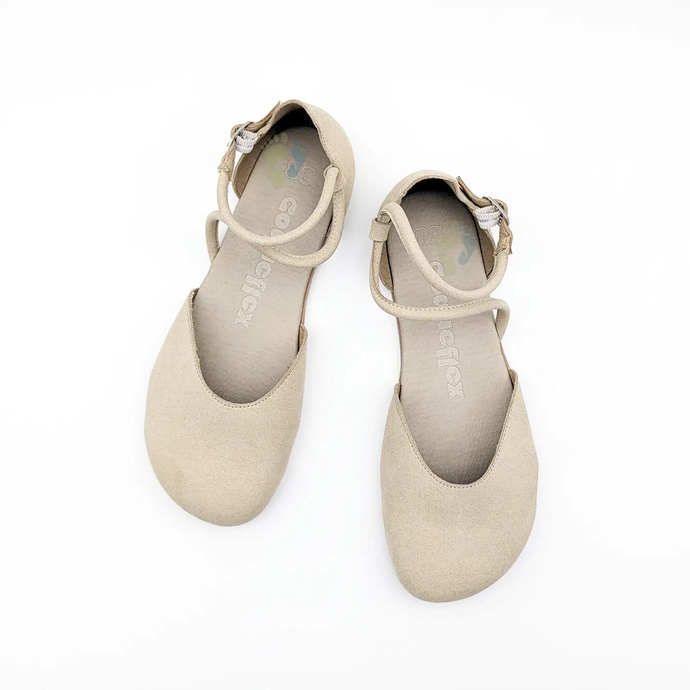 Coqueflex Sandalias Cerradas Piedra - Talla 37 3/7