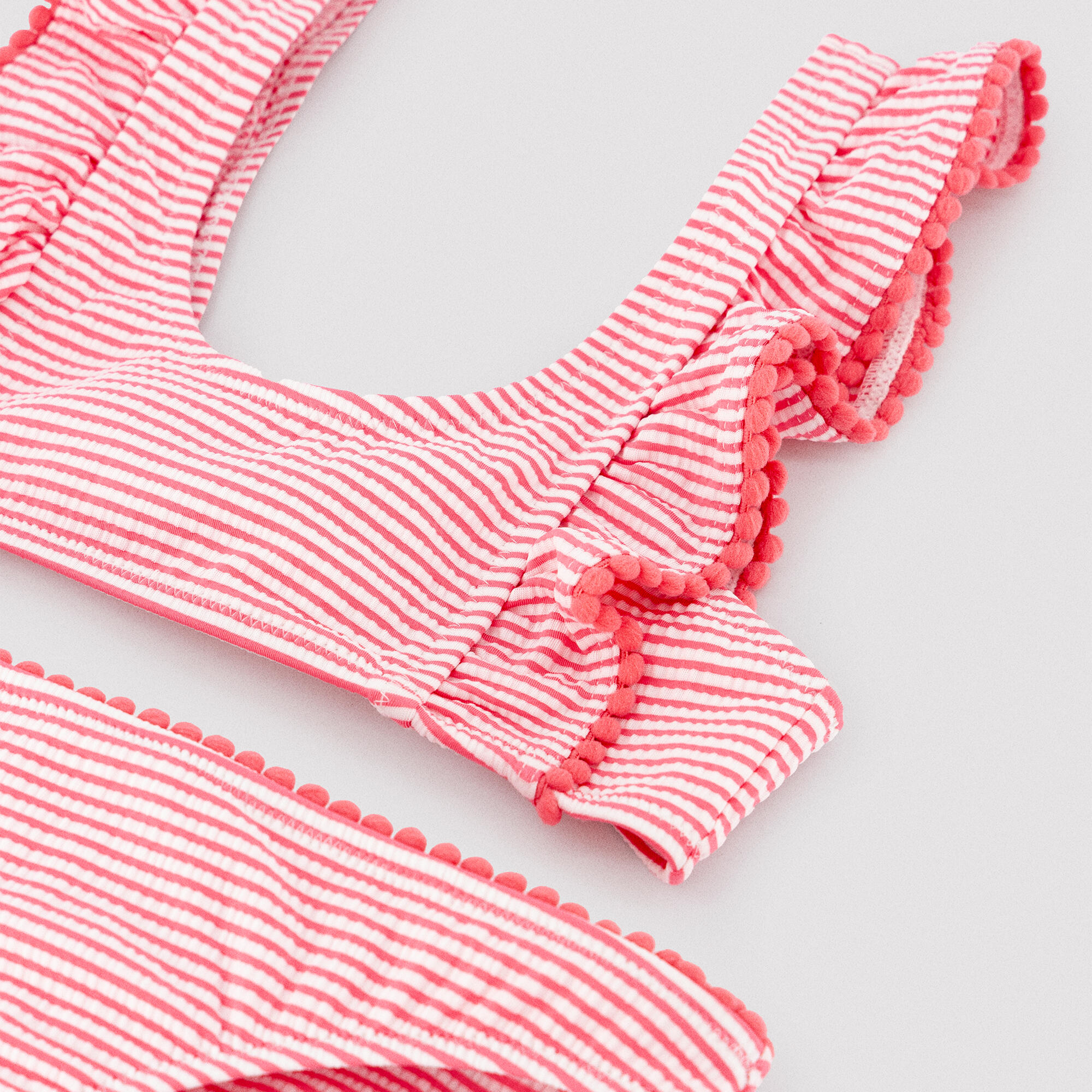 Bikini niña detalle volantes estampado rayas 2/7