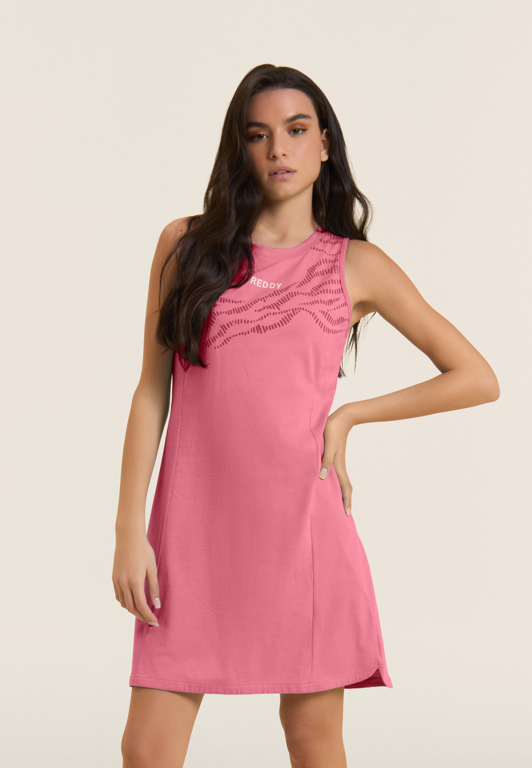 Robe à motif graphique et détails découpés 2/5