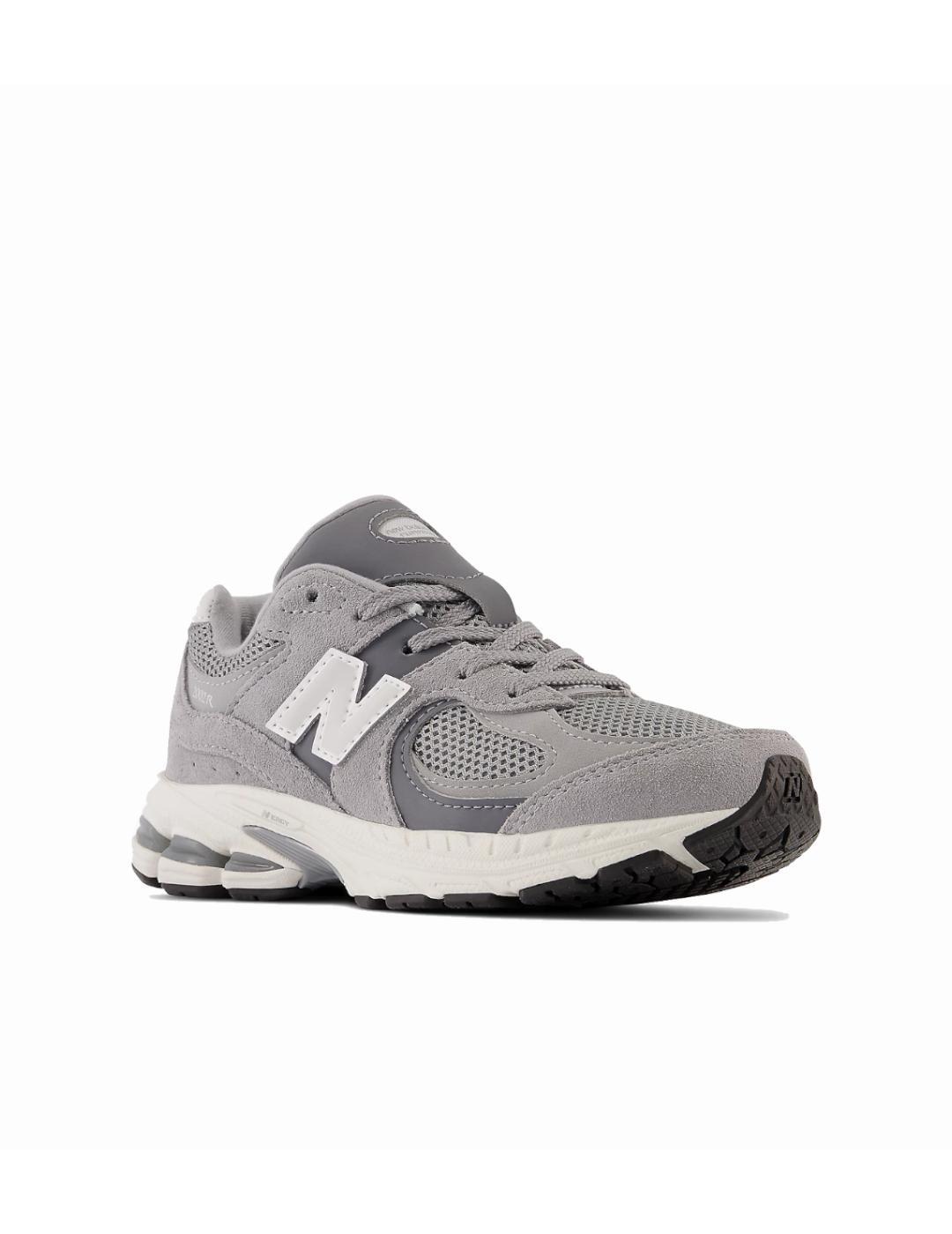 Sapatilhas para criança New Balance 2002st Cinza. 3/5