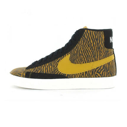 Basket Nike Blazer Mid Suede Nike