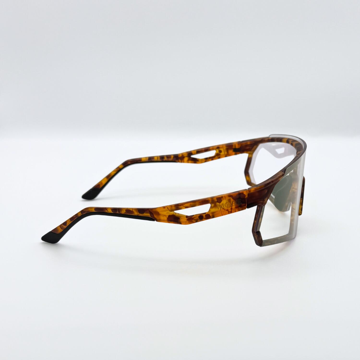 MOS EYEWEAR MENORCA TIGER PHOTOCHROMIC EVO SPORTZONNEBRIL 4/6