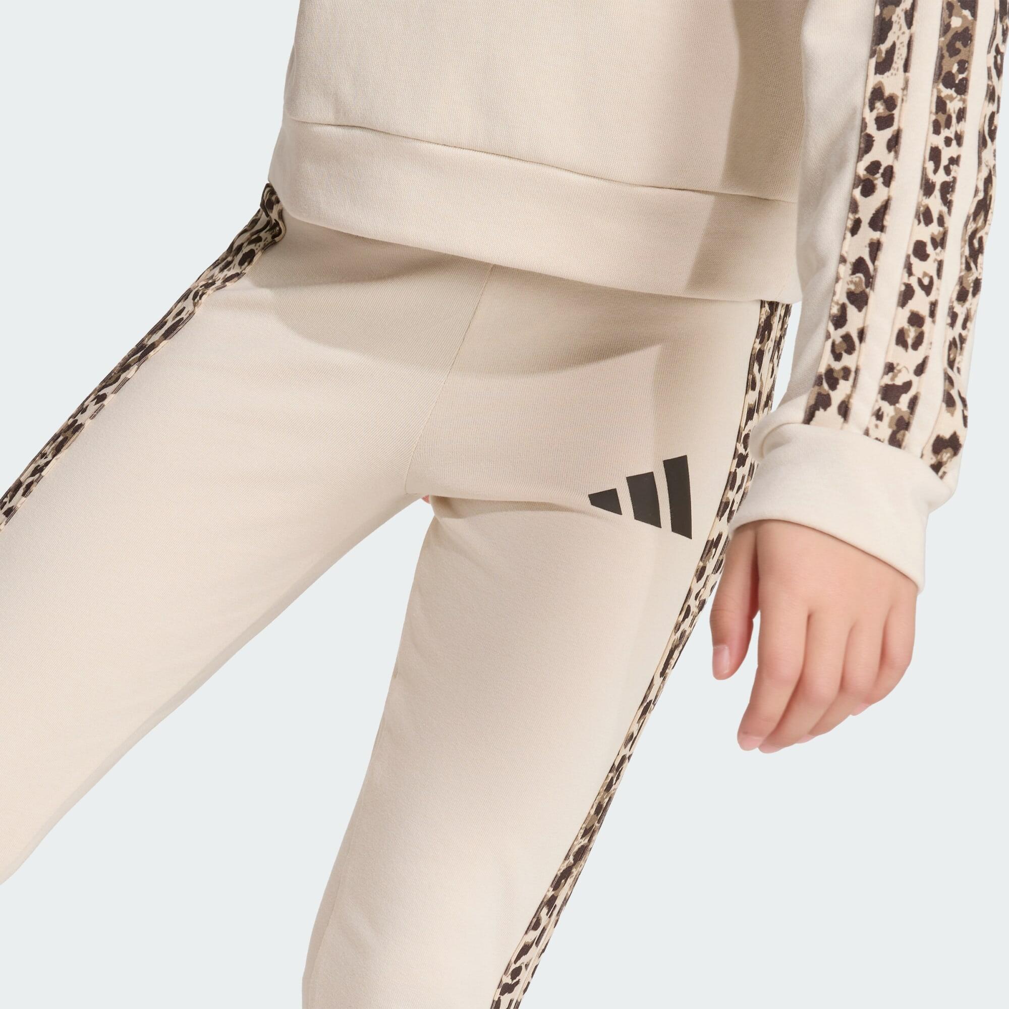 CONJUNTO CON MALLAS Y ESTAMPADO ANIMAL 5/5