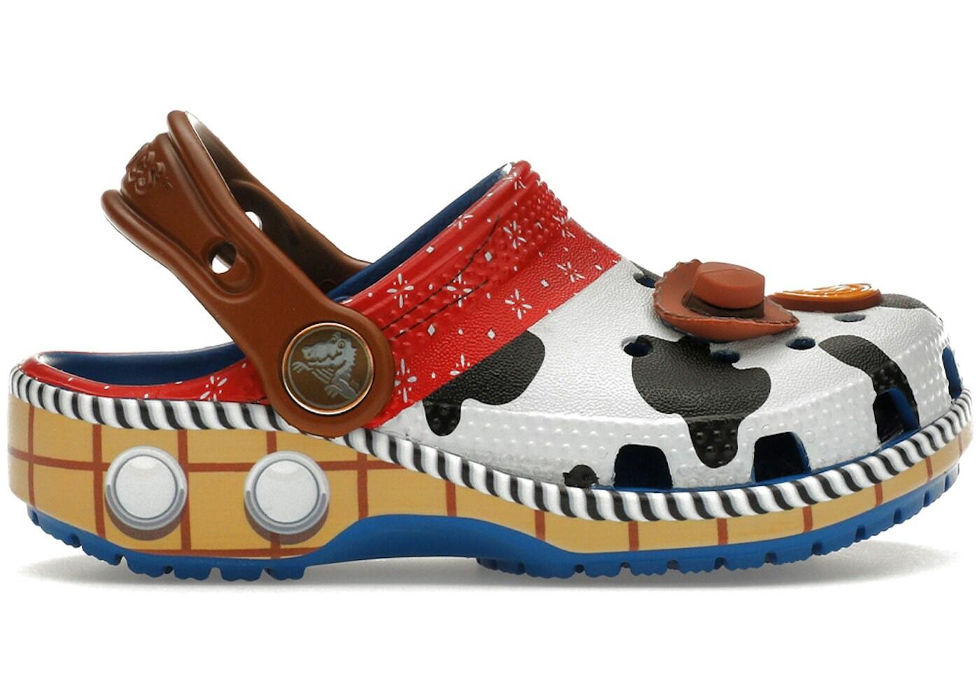 CROCS picture