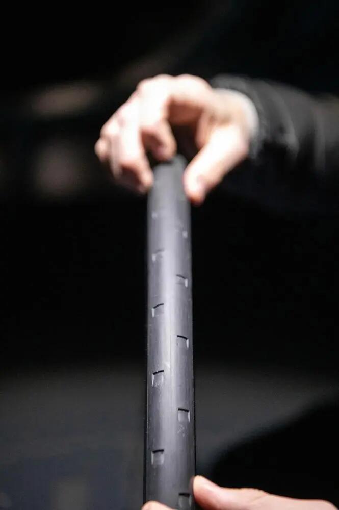 VR DT Swiss ERC1400 Dicut WTS DB 29"/35 carbon, Center Lock, 100/12 mm TA 3/3