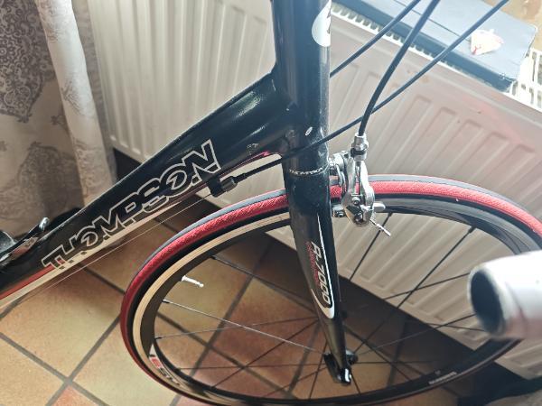 Tussen Particulieren - Thompson Hydro R 7000 fiets 2/5