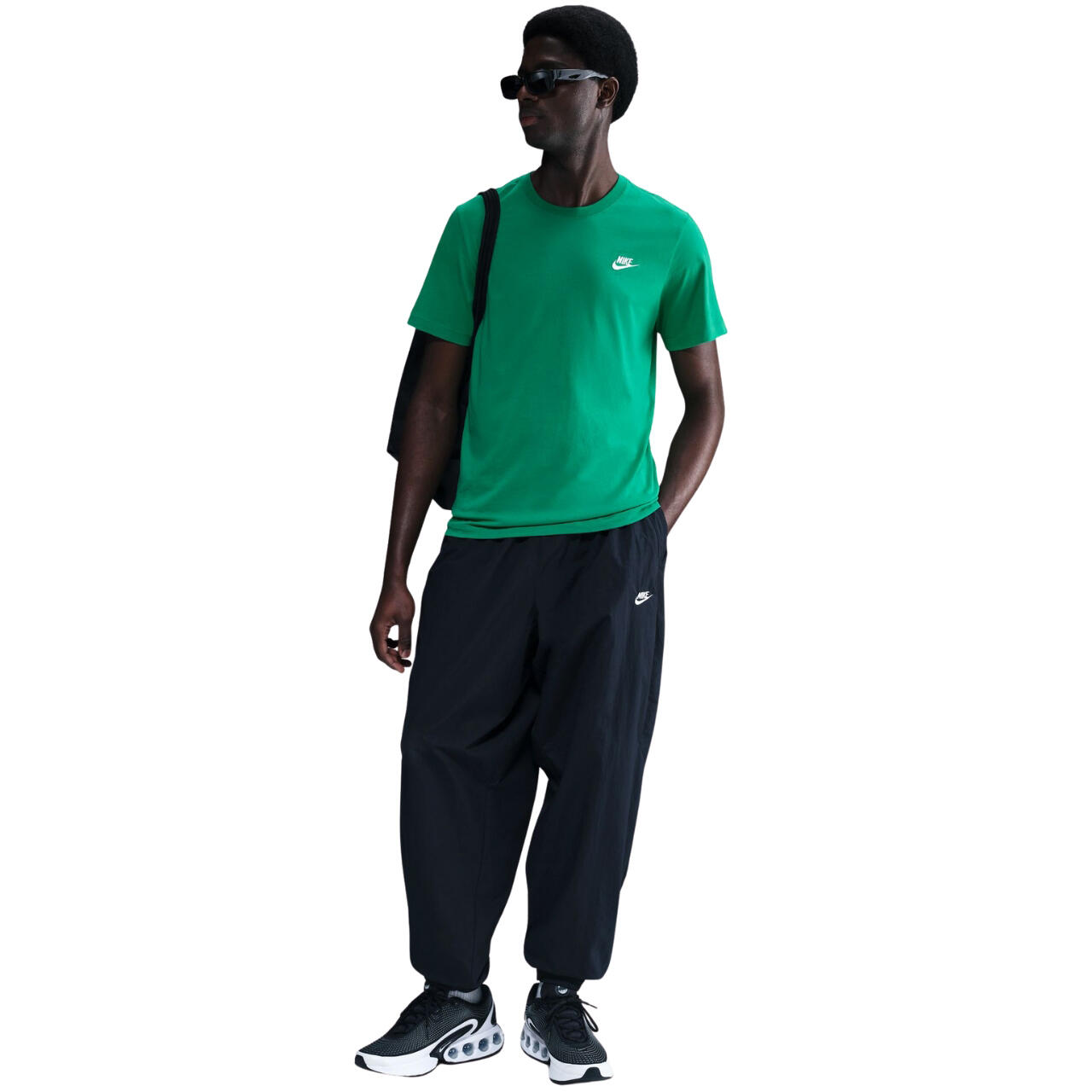 T-shirt NIKE pour homme en 100% coton, coupe regular, manches courtes 7/7
