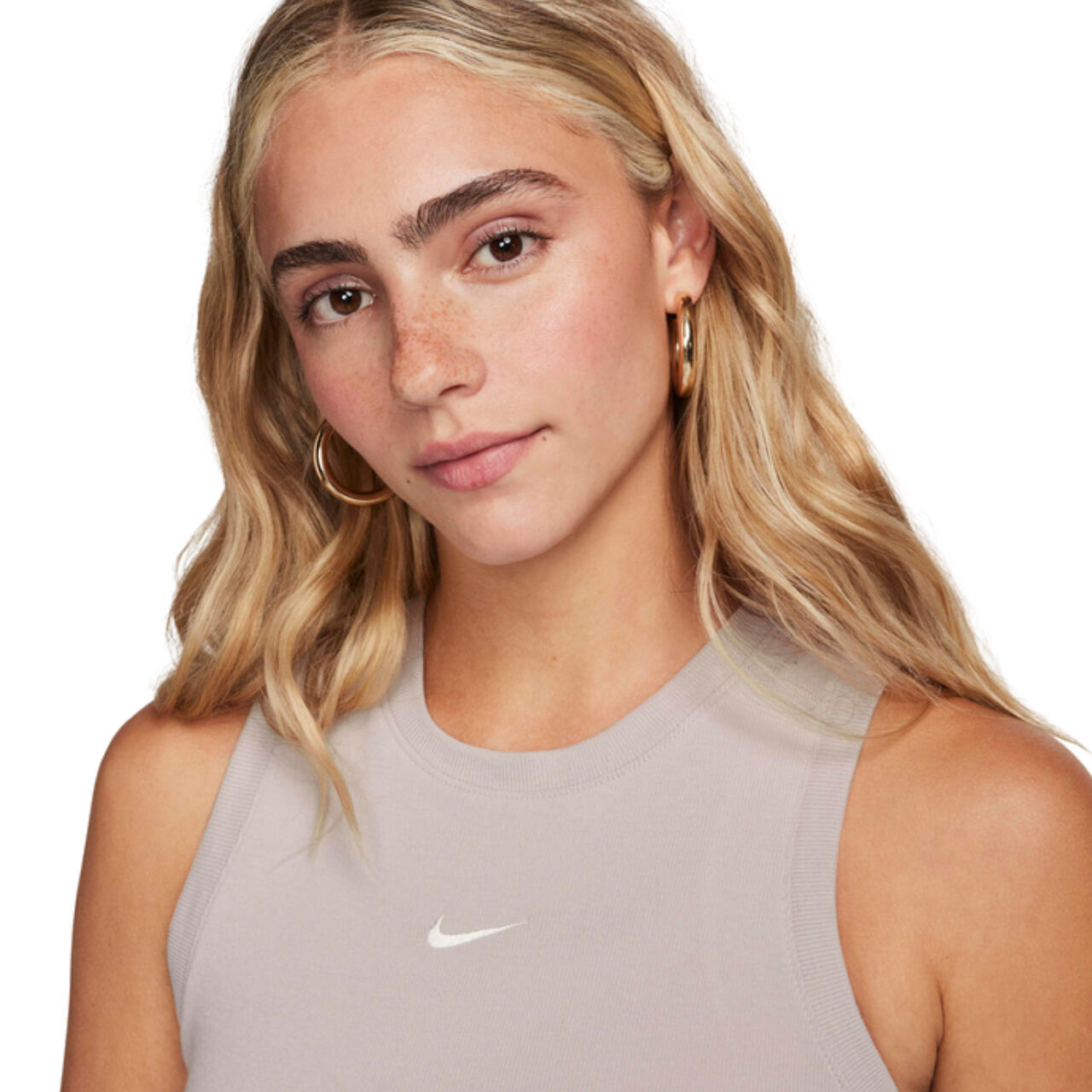 Maglietta crop Nike per donna, beige, vestibilità comoda, maniche corte 3/5