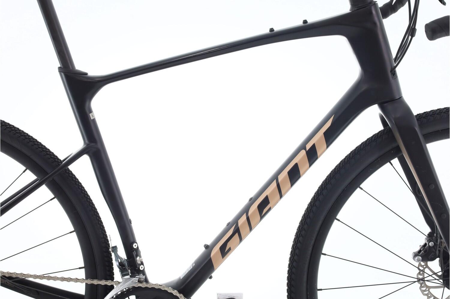 Tweedehands gravelbike ·  Revolt 3 · Zeer goede toestand 2/8
