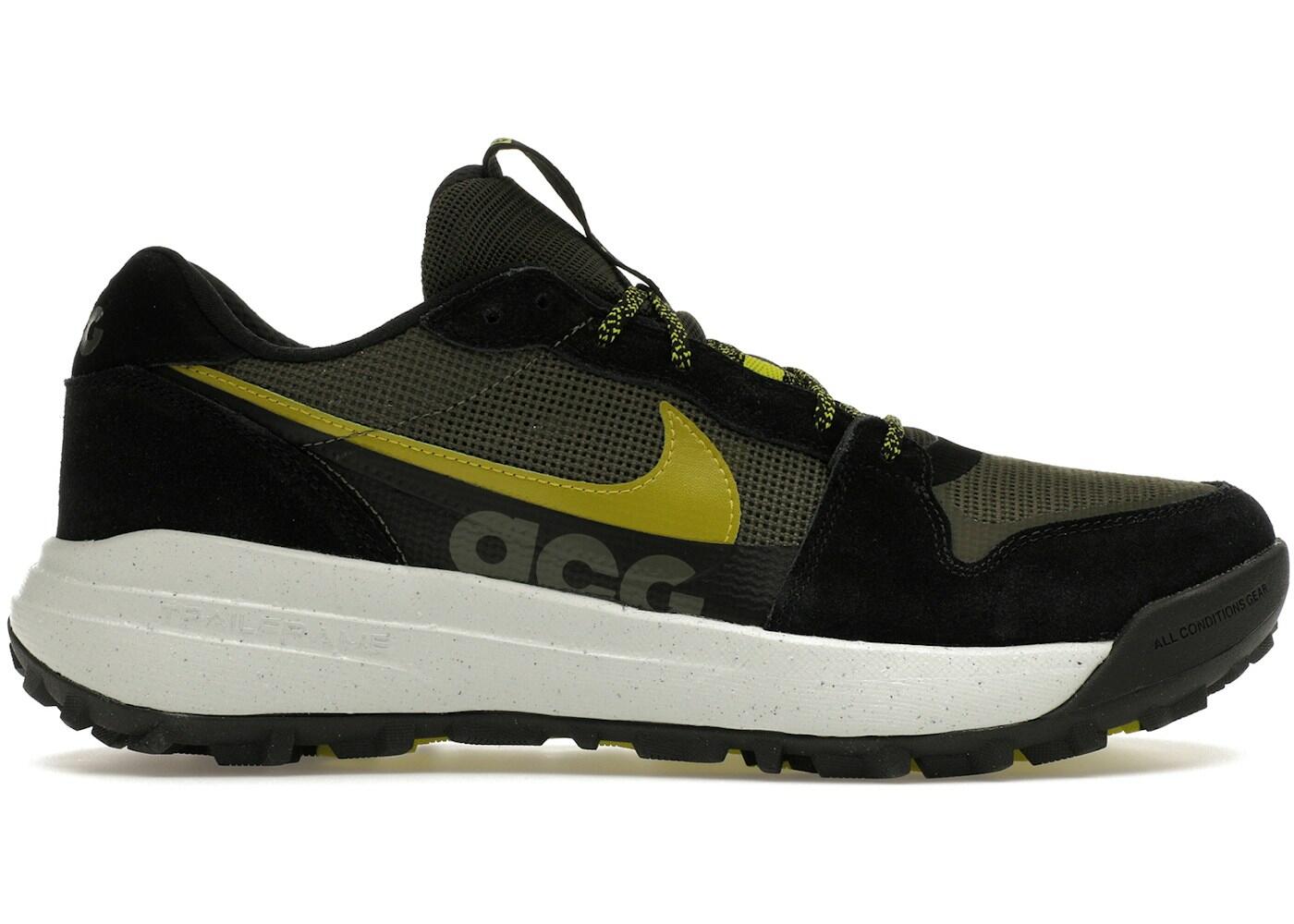 NIKE picture