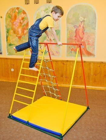Einfacher Spielplatz zu Hause 3/7