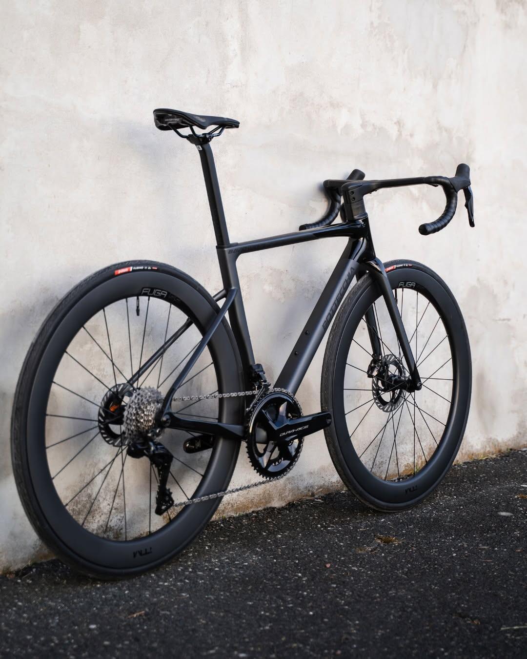 Road Bike 8Avio Ultimate 59TD Carbon Shimano Dura Ace Di2 24V 2/7