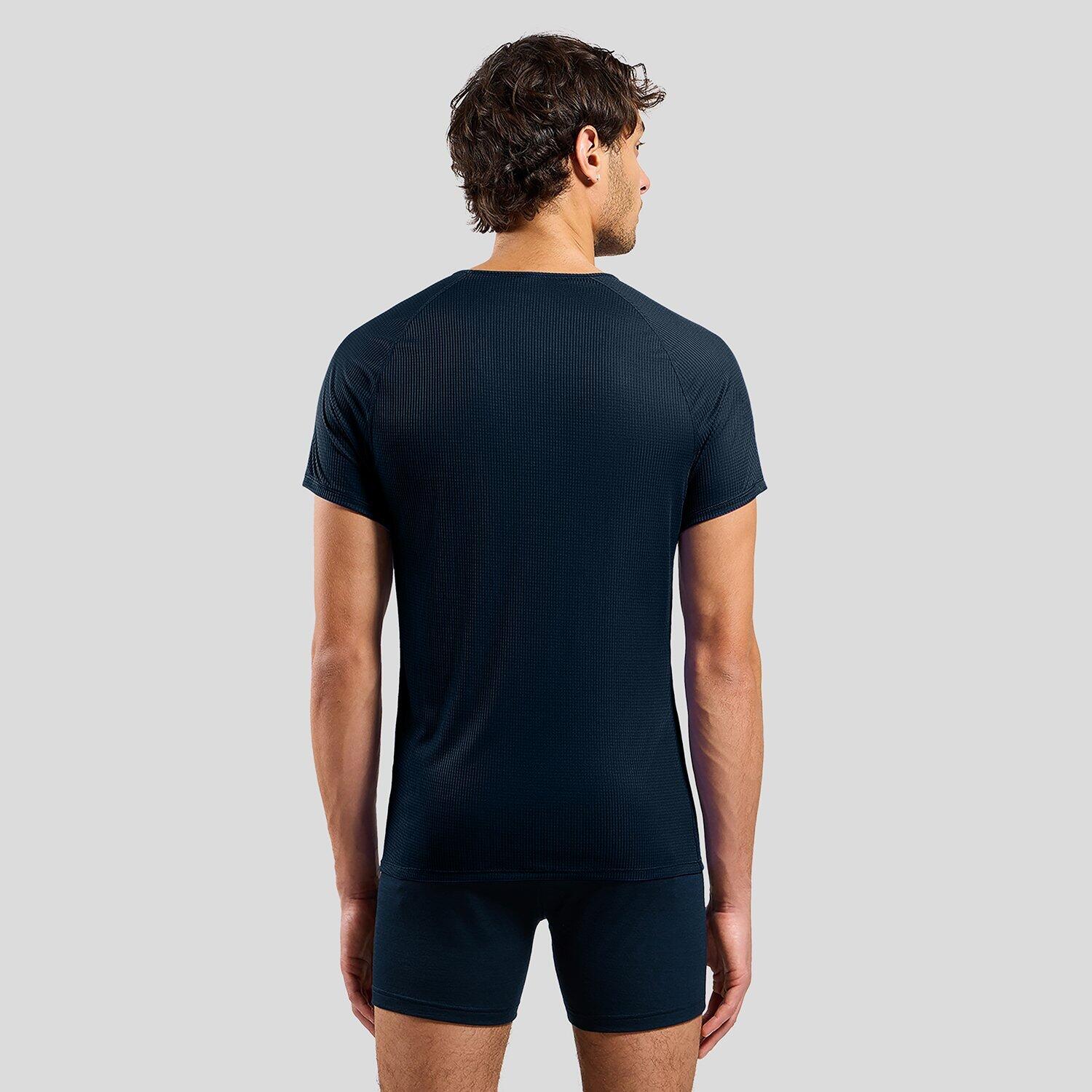 Haut technique à manches courtes et col rond Active Light ODLO 2/5