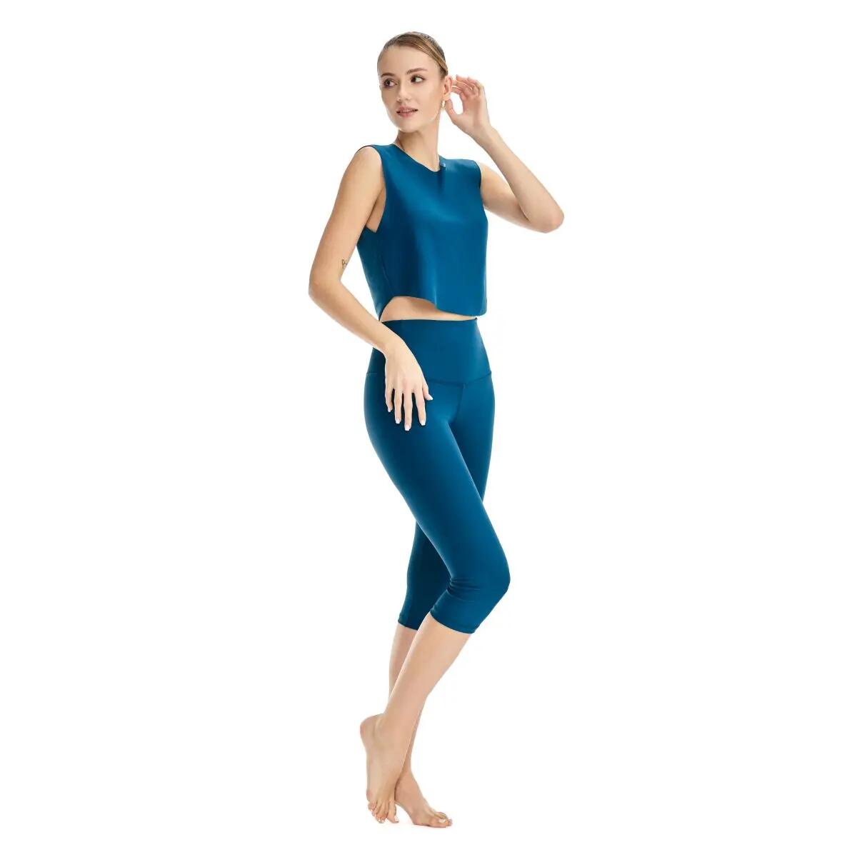 Functional Light and Soft Cropped Top AET115LS 5/6