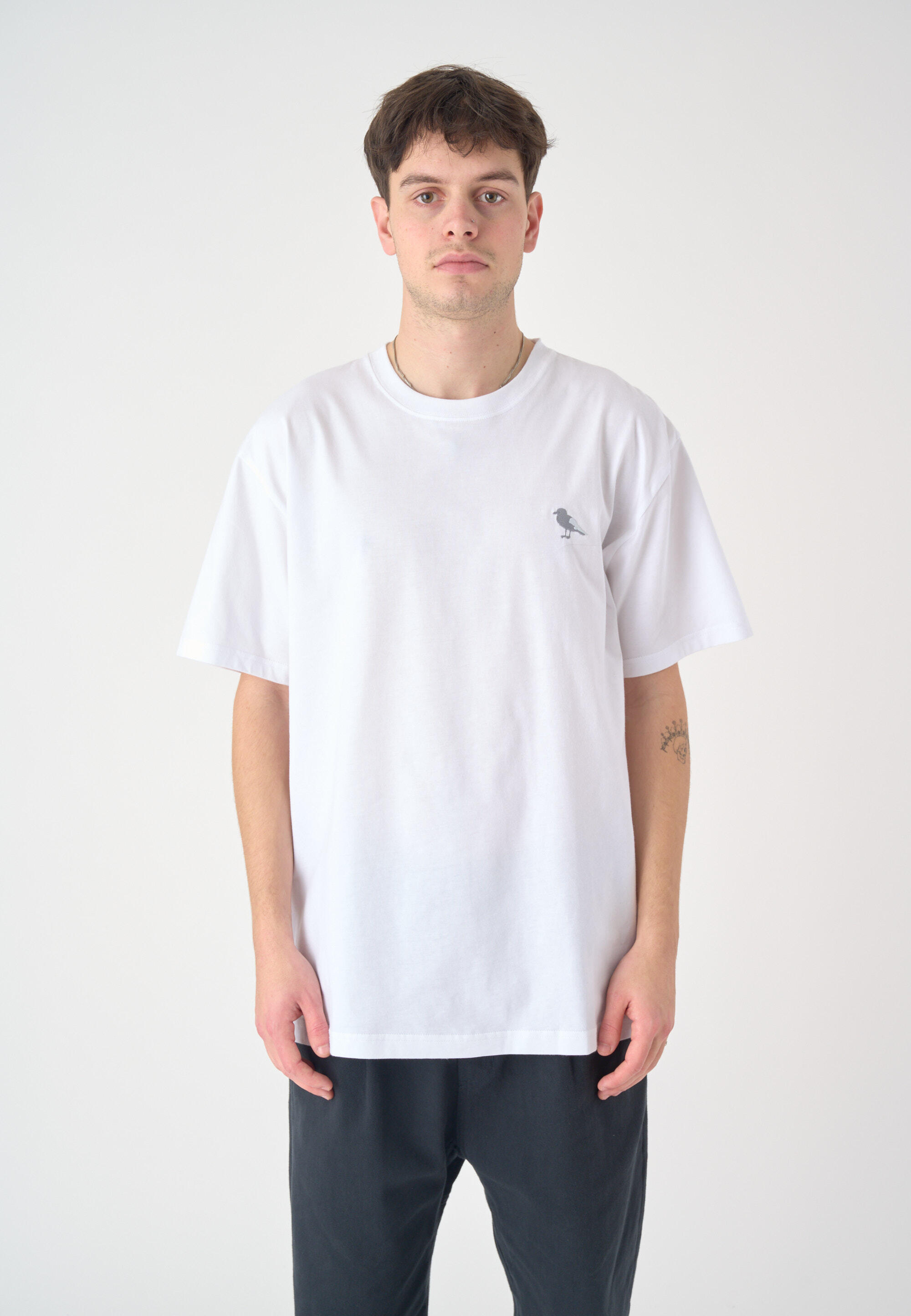 T-Shirt Embroidery Gull Mono 4/5
