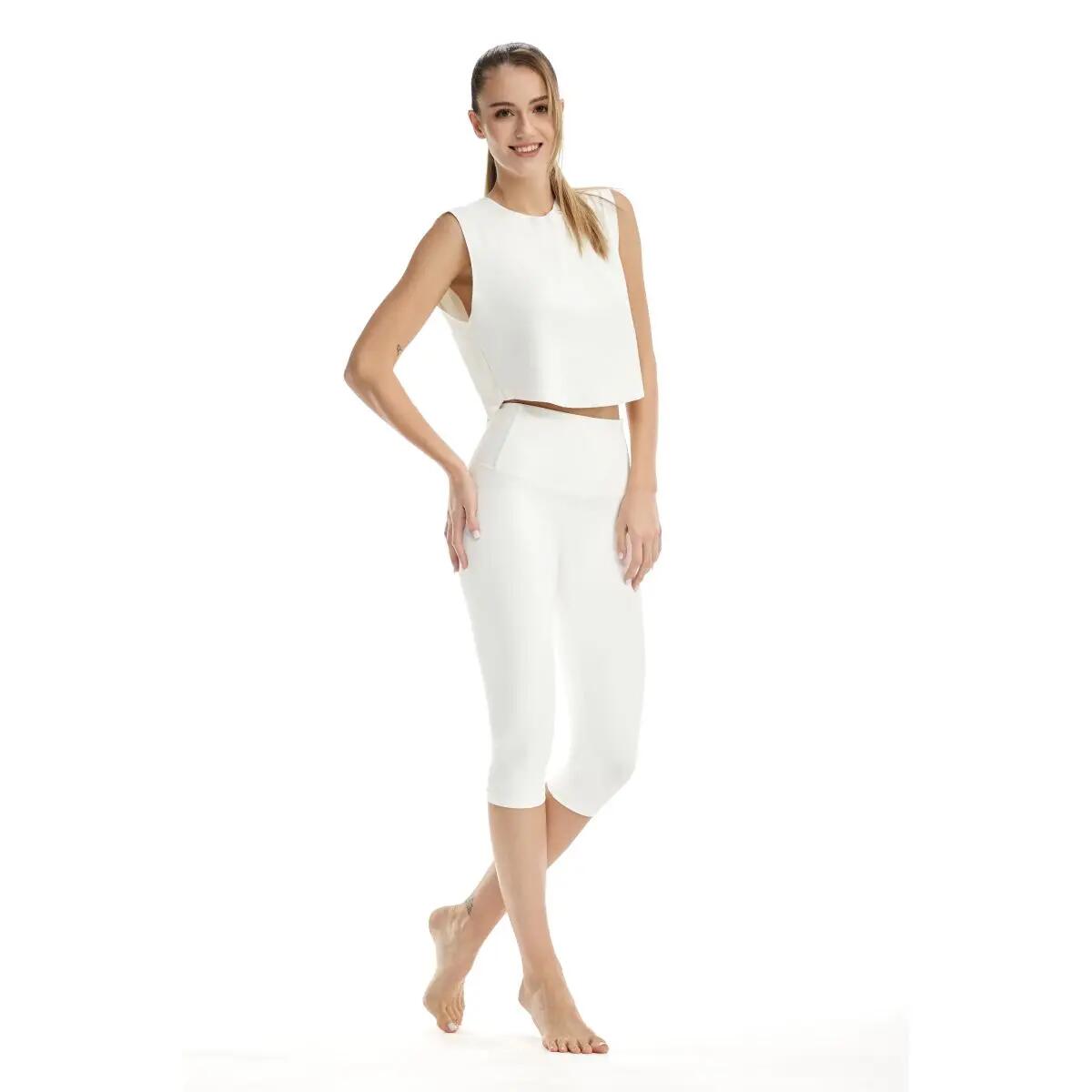 Functional Light and Soft Cropped Top AET115LS 5/6