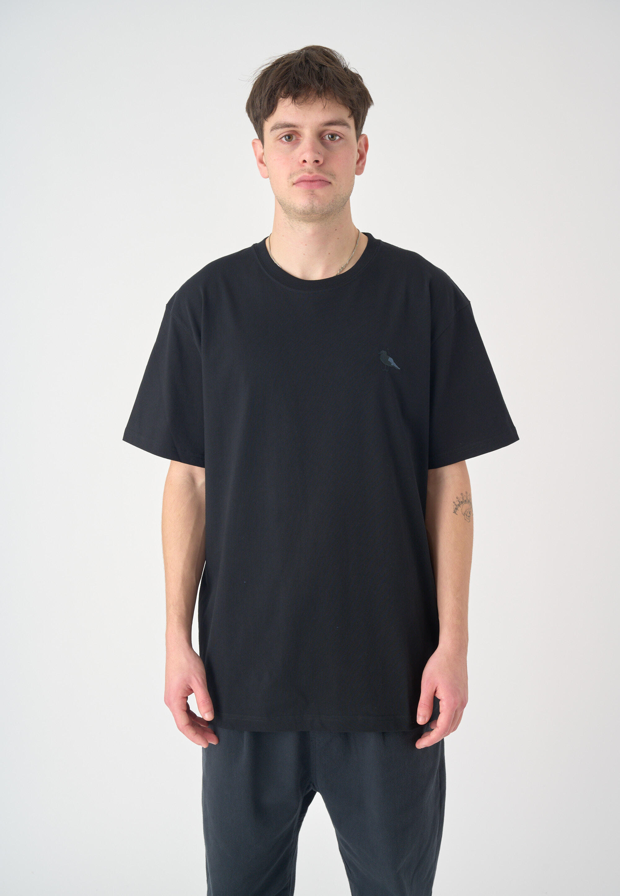 T-Shirt Embroidery Gull Mono 4/5