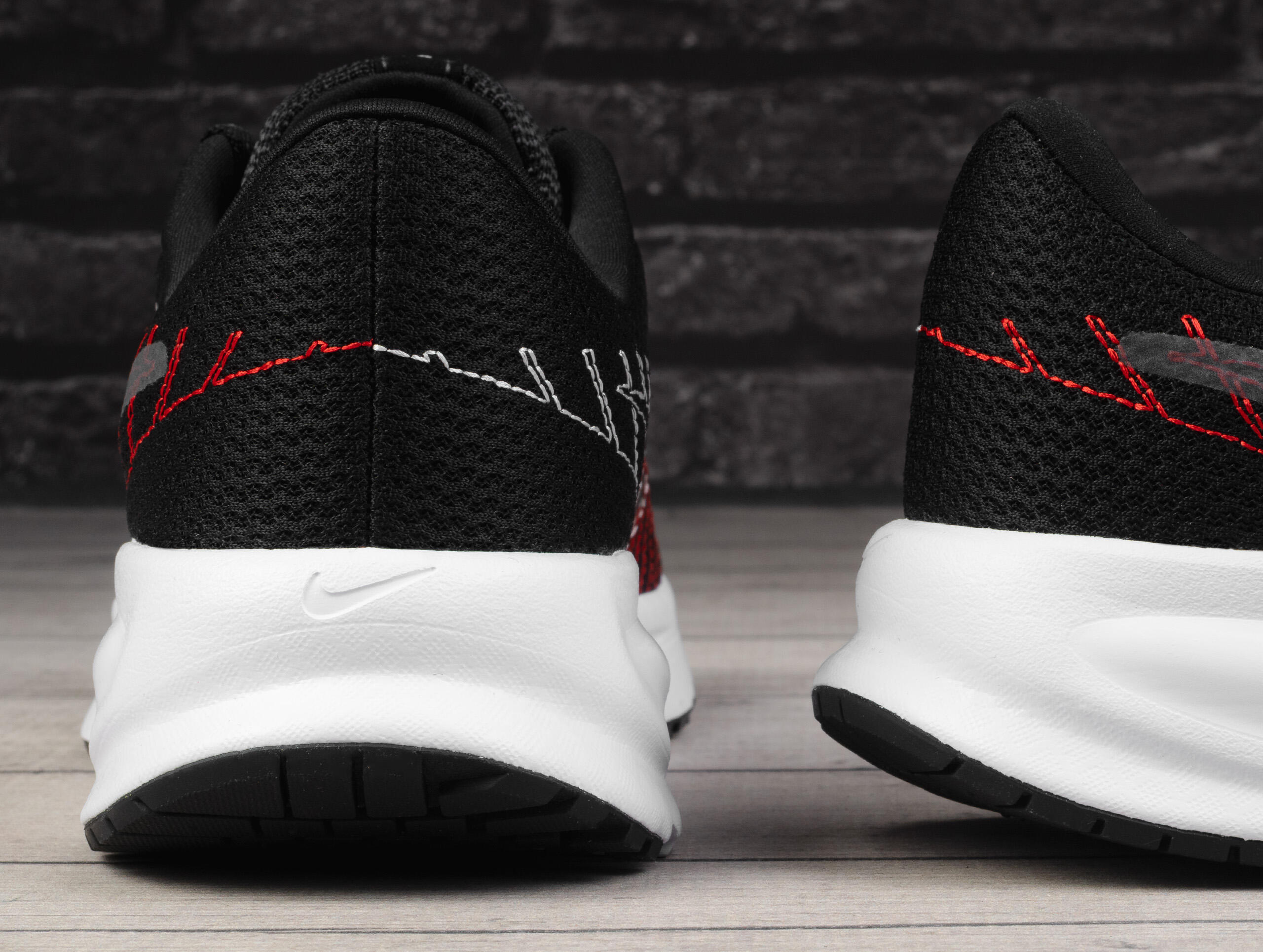 Buty męskie sportowe treningowe Nike RUN DEFY 4/6