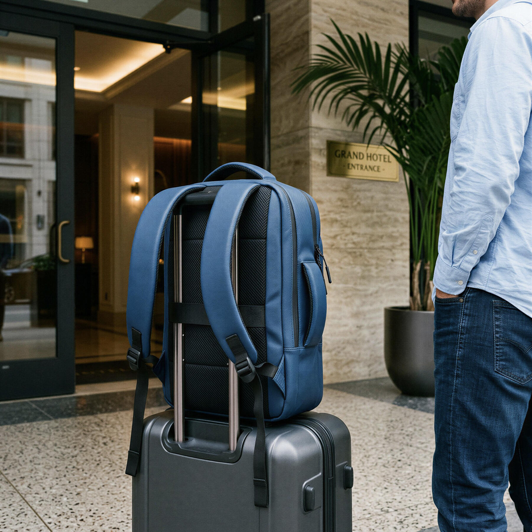 Laptop-Rucksack Reisen mit USB-Anschluss und Laptopfach NC4502 NILS 6/7