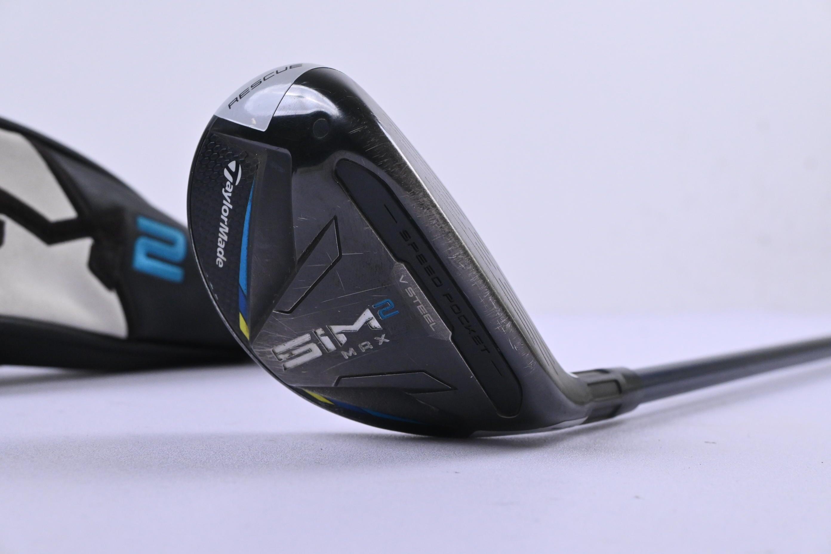 Taylormade SIM2 Max #4 Hybrid / 22 Degree / Stiff Flex Fujikura