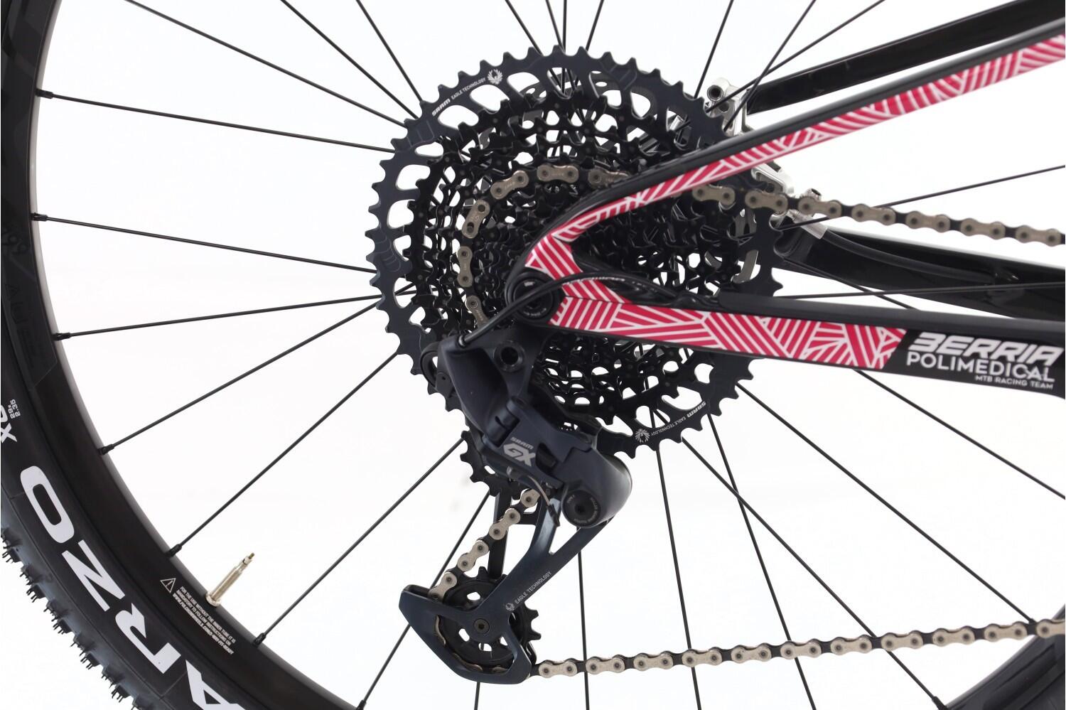 Full-suspension MTB ·  Mako BR Flight Attendant GX · Sehr guter Zustand 3/8