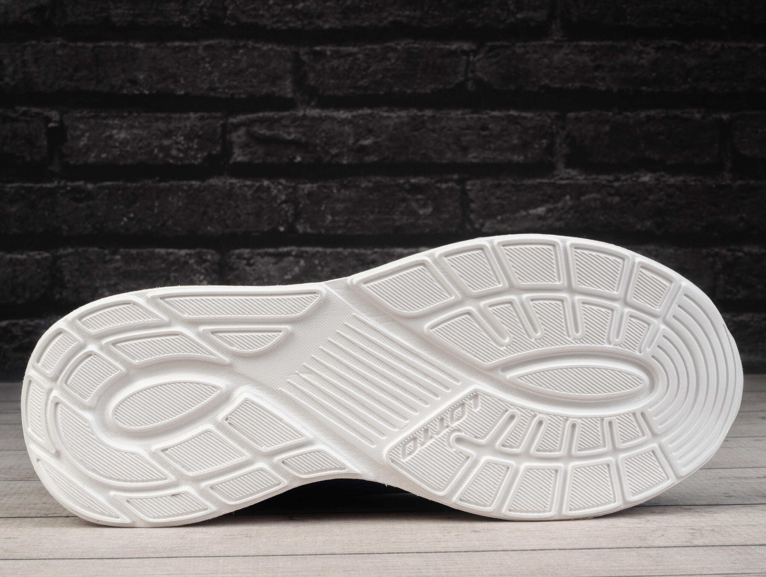 Lotto Relazio zapatillas deportivas con mesh 5/6